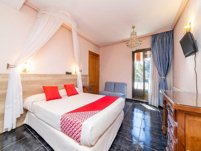 Alpedrete Hostal Rural El Cano By Vivere Stays מראה חיצוני תמונה