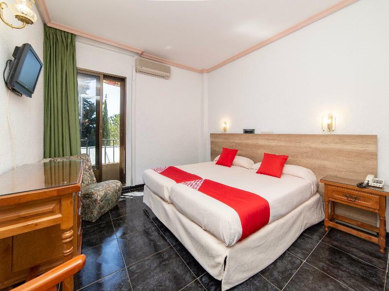 Alpedrete Hostal Rural El Cano By Vivere Stays מראה חיצוני תמונה