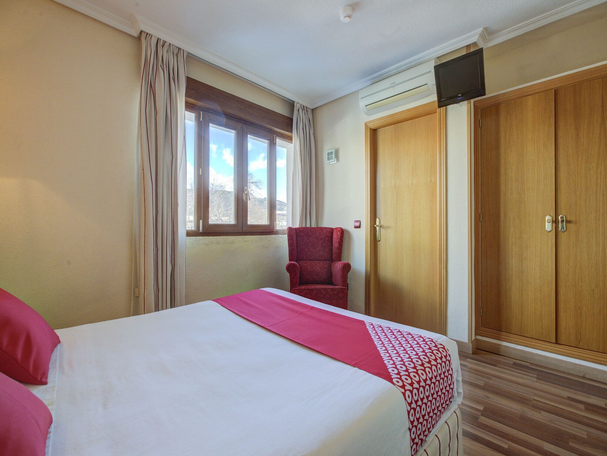 Alpedrete Hostal Rural El Cano By Vivere Stays מראה חיצוני תמונה
